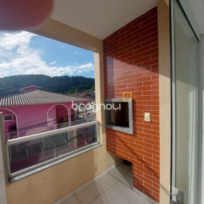 Apartamento com 58m², 2 quartos, 1 garagem, no bairro Forquilhinha em São José