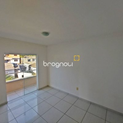 Apartamento com 58m², 2 quartos, 1 garagem, no bairro Forquilhinha em São José