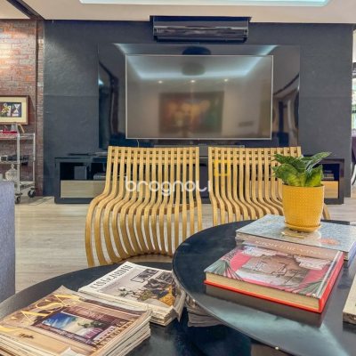 Apartamento com 325m², 4 quartos (sendo 2 suítes), 3 garagens, no bairro Centro em Florianópolis