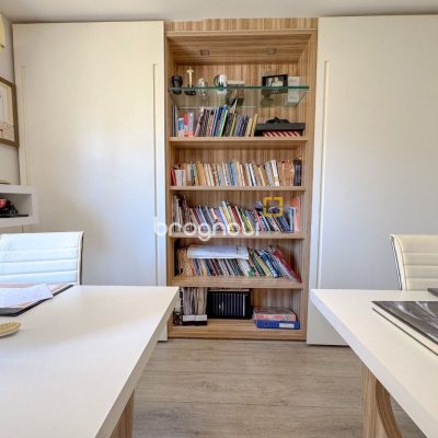 Apartamento com 325m², 4 quartos (sendo 2 suítes), 3 garagens, no bairro Centro em Florianópolis