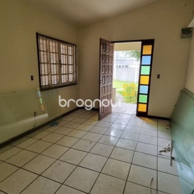 Casa com 150m², 2 quartos, 2 garagens, no bairro Ingleses em Florianópolis