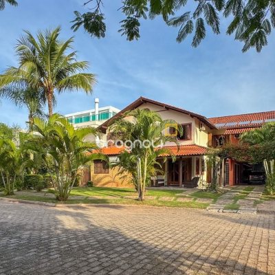 Casa com 551m², 8 quartos (sendo 8 suítes), 6 garagens, no bairro Jurerê Internacional em Florianópolis