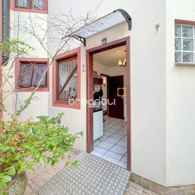 Casa com 551m², 8 quartos (sendo 8 suítes), 6 garagens, no bairro Jurerê Internacional em Florianópolis