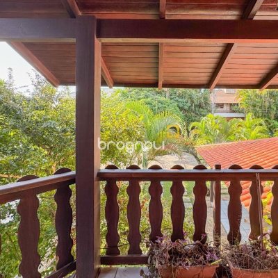 Casa com 551m², 8 quartos (sendo 8 suítes), 6 garagens, no bairro Jurerê Internacional em Florianópolis