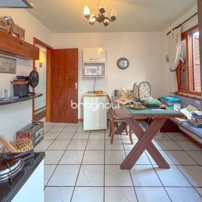 Casa com 551m², 8 quartos (sendo 8 suítes), 6 garagens, no bairro Jurerê Internacional em Florianópolis