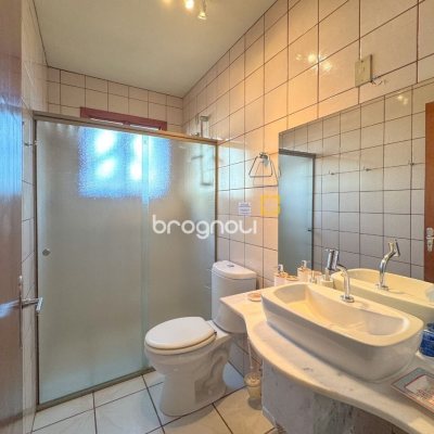 Casa com 551m², 8 quartos (sendo 8 suítes), 6 garagens, no bairro Jurerê Internacional em Florianópolis