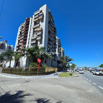 Apartamento com 166m², 4 quartos (sendo 2 suítes), 2 garagens, no bairro Agronômica em Florianópolis