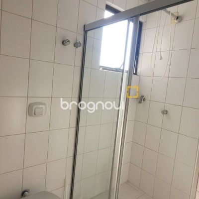 Apartamento com 166m², 4 quartos (sendo 2 suítes), 2 garagens, no bairro Agronômica em Florianópolis