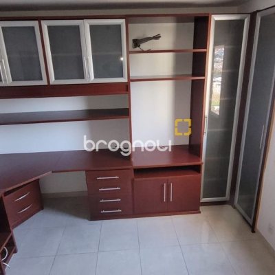 Apartamento com 166m², 4 quartos (sendo 2 suítes), 2 garagens, no bairro Agronômica em Florianópolis