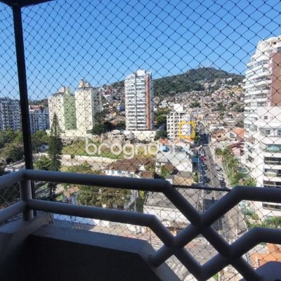 Apartamento com 166m², 4 quartos (sendo 2 suítes), 2 garagens, no bairro Agronômica em Florianópolis