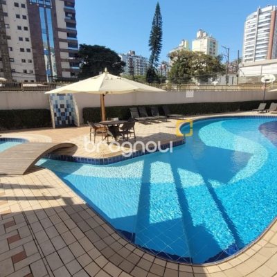 Apartamento com 166m², 4 quartos (sendo 2 suítes), 2 garagens, no bairro Agronômica em Florianópolis