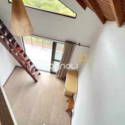 Casa com 458m², 4 quartos, no bairro Vargem do Bom Jesus em Florianópolis