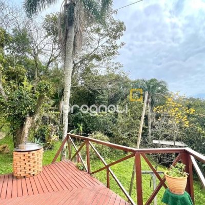 Casa com 458m², 4 quartos, no bairro Vargem do Bom Jesus em Florianópolis
