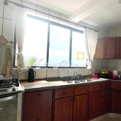 Casa com 458m², 4 quartos, no bairro Vargem do Bom Jesus em Florianópolis
