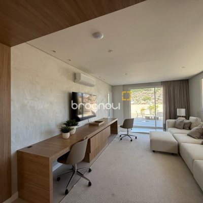 Apartamento com 65m², 2 quartos (sendo 1 suíte), 1 garagem, no bairro Beira Mar Norte em Florianópolis