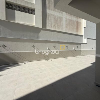 Apartamento com 65m², 2 quartos (sendo 1 suíte), 1 garagem, no bairro Beira Mar Norte em Florianópolis