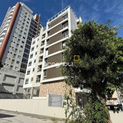Apartamento com 65m², 2 quartos (sendo 1 suíte), 1 garagem, no bairro Beira Mar Norte em Florianópolis