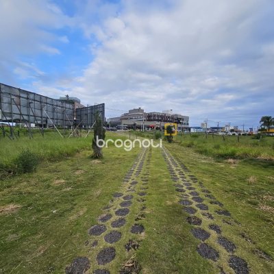 Terreno com 6431m², no bairro Campeche em Florianópolis