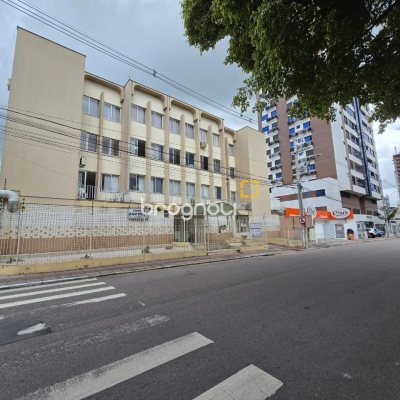 Apartamento com 64m², 2 quartos, 1 garagem, no bairro Kobrasol em São José
