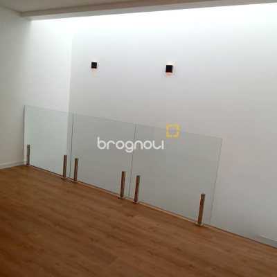 Casa de Condomínio com 216m², 3 quartos (sendo 1 suíte), 2 garagens, no bairro Beira Rio em Biguaçu