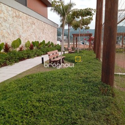 Casa de Condomínio com 216m², 3 quartos (sendo 1 suíte), 2 garagens, no bairro Beira Rio em Biguaçu