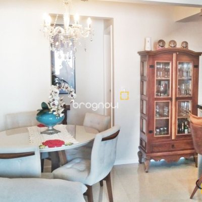 Apartamento com 92m², 3 quartos (sendo 1 suíte), 1 garagem, no bairro Barreiros em São José