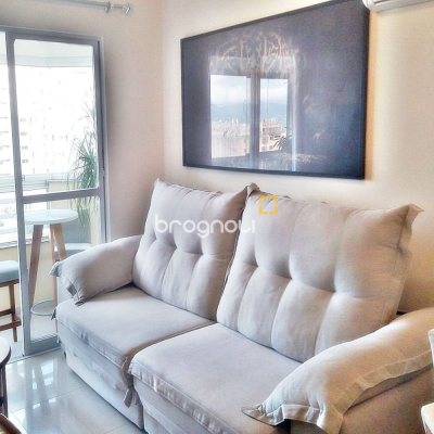 Apartamento com 92m², 3 quartos (sendo 1 suíte), 1 garagem, no bairro Barreiros em São José