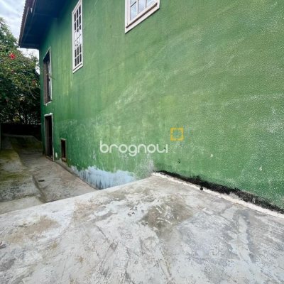 Casa com 220m², 6 quartos (sendo 1 suíte), 3 garagens, no bairro Rio Tavares em Florianópolis