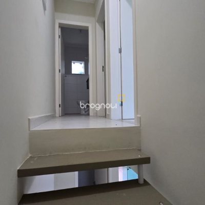 Casa com 80m², 2 quartos, 1 garagem, no bairro Rio Vermelho em Florianópolis