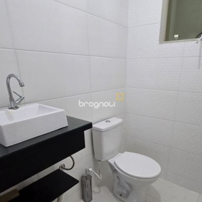 Casa com 80m², 2 quartos, 1 garagem, no bairro Rio Vermelho em Florianópolis