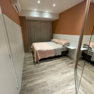 Cobertura com 318m², 4 quartos (sendo 4 suítes), 3 garagens, no bairro Cachoeira do Bom Jesus em Florianópolis