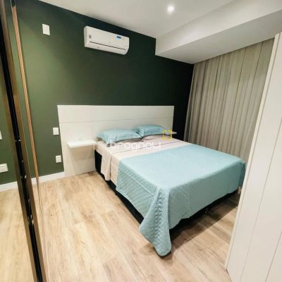 Cobertura com 318m², 4 quartos (sendo 4 suítes), 3 garagens, no bairro Cachoeira do Bom Jesus em Florianópolis