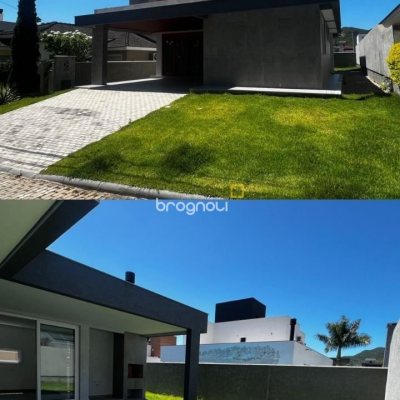 Casa de Condomínio com 220m², 4 quartos (sendo 4 suítes), 2 garagens, no bairro Cachoeira do Bom Jesus em Florianópolis
