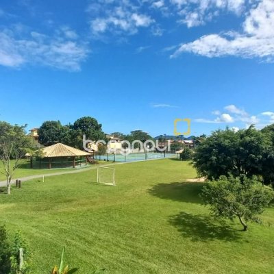 Casa de Condomínio com 214m², 4 quartos (sendo 1 suíte), 3 garagens, no bairro Campeche em Florianópolis