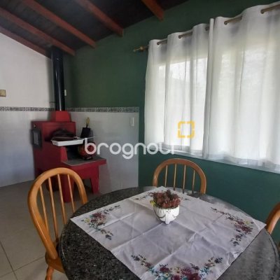 Casa de Condomínio com 214m², 4 quartos (sendo 1 suíte), 3 garagens, no bairro Campeche em Florianópolis