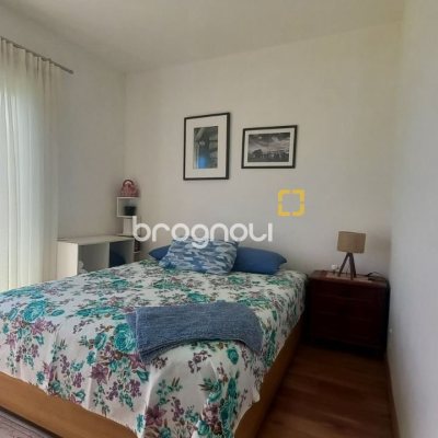 Casa de Condomínio com 214m², 4 quartos (sendo 1 suíte), 3 garagens, no bairro Campeche em Florianópolis