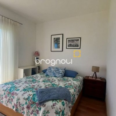 Casa de Condomínio com 214m², 4 quartos (sendo 1 suíte), 3 garagens, no bairro Campeche em Florianópolis