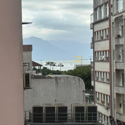 Sala com 25m², no bairro Centro em Florianópolis