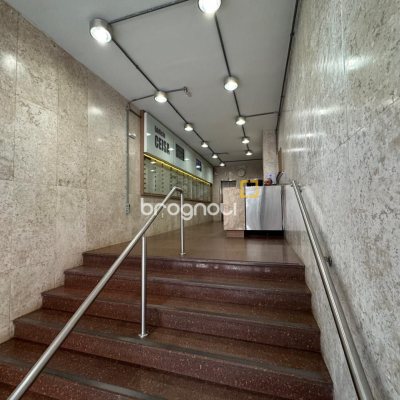 Sala com 25m², no bairro Centro em Florianópolis