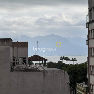 Sala com 25m², no bairro Centro em Florianópolis