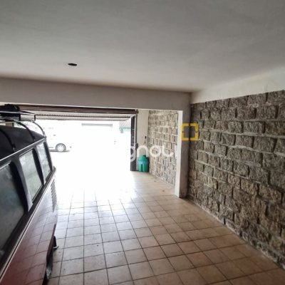 Casa com 274m², 5 quartos (sendo 3 suítes), 4 garagens, no bairro Itaguaçu em Florianópolis