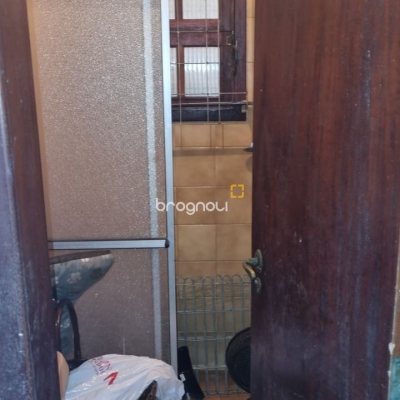 Casa com 274m², 5 quartos (sendo 3 suítes), 4 garagens, no bairro Itaguaçu em Florianópolis