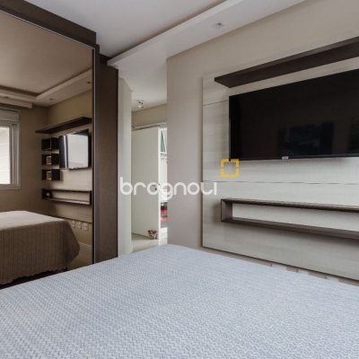 Cobertura com 110m², 2 quartos (sendo 1 suíte), 2 garagens, no bairro Canasvieiras em Florianópolis