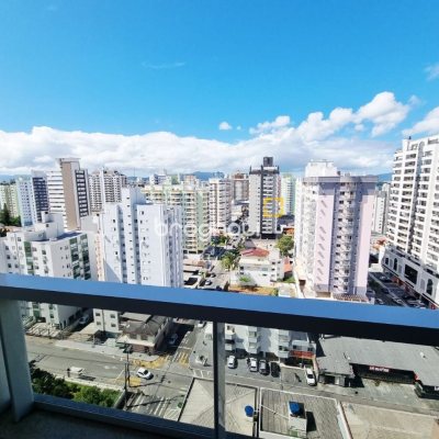 Apartamento com 69m², 2 quartos (sendo 1 suíte), 1 garagem, no bairro Campinas em São José