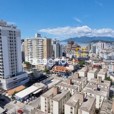 Apartamento com 69m², 2 quartos (sendo 1 suíte), 1 garagem, no bairro Campinas em São José