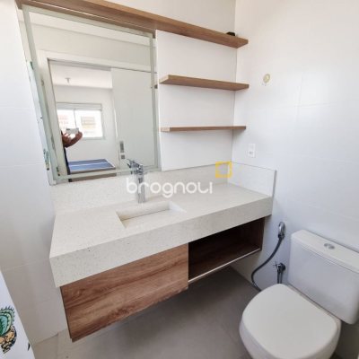 Apartamento com 69m², 2 quartos (sendo 1 suíte), 1 garagem, no bairro Campinas em São José