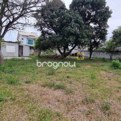 Terreno com 1288m², no bairro Ingleses em Florianópolis