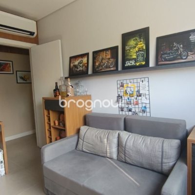 Apartamento com 109m², 3 quartos (sendo 1 suíte), 1 garagem, no bairro Canasvieiras em Florianópolis