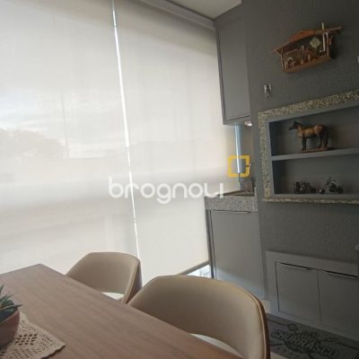 Apartamento com 109m², 3 quartos (sendo 1 suíte), 1 garagem, no bairro Canasvieiras em Florianópolis