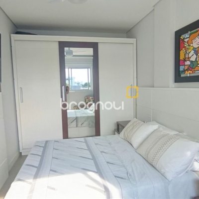 Apartamento com 109m², 3 quartos (sendo 1 suíte), 1 garagem, no bairro Canasvieiras em Florianópolis
